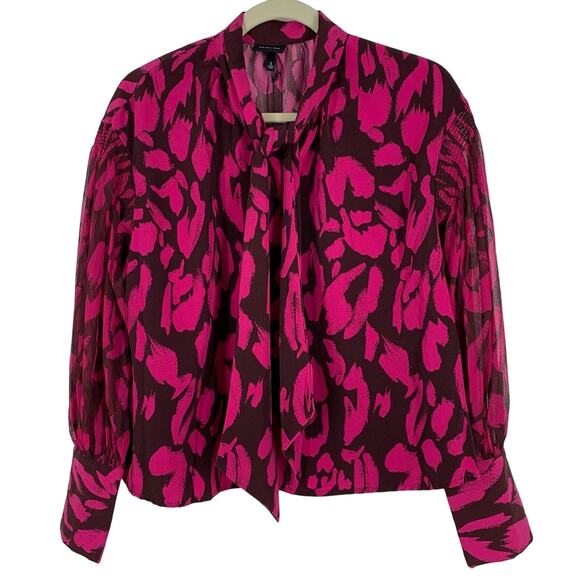 Who What Wear Painted Animal Tie Neck Blouse Small NWT - Picture 2 of 6